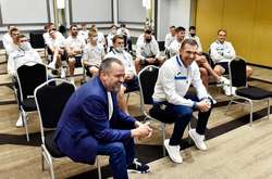 Президент особисто привітав з днем народження футболіста Андрія Пятова