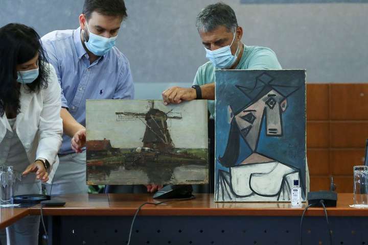Шалені генії. Поліцейські знайшли викрадені картини Пікассо й Мондріані (фото)