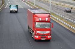 Українців штрафуватимуть за відмову від габаритно-вагового контролю авто