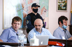 Суд продовжив запобіжний захід Мангеру та Левіну