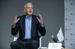 Легше буде вирішити вихід Росії із Донбасу, ніж із Криму – експосол США