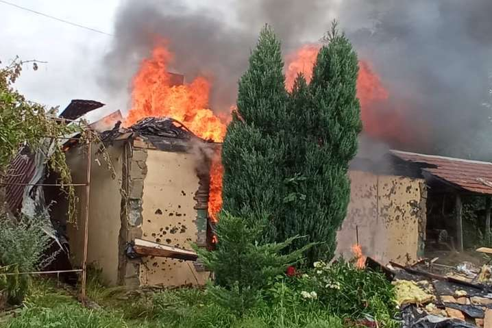 Боевики обстреляли жилой сектор Авдеевки из тяжелой артиллерии (фото)