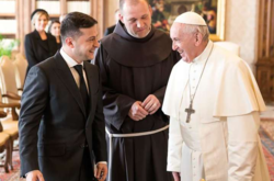 Зеленский пригласил Папу Франциска в Украину