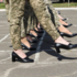 Министерство обороны обнародовало фотографии с репетиции парада, где женщины-военные были в обуви на каблуках, что вызвало возмущение