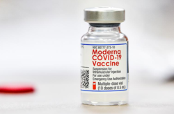 Украина получит от США 2 млн доз вакцины Moderna. Ляшко назвал сроки