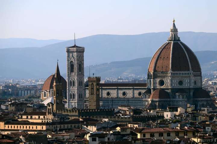 Влада Флоренції заборонила вечірні прогулянки в центрі міста