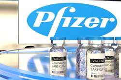  В Україні померла людина після вакцинації Pfizer 