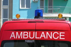 Потерпілих у аварії українців госпіталізували