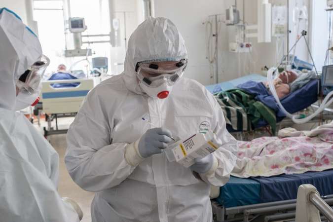 Минулої доби в Україні виявили 377 нових хворих на коронавірус