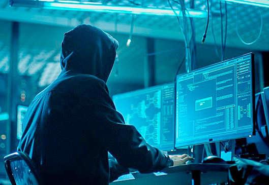 Атакували хакери. Кіберфахівці назвали причину «падіння» сайтів президента та СБУ 