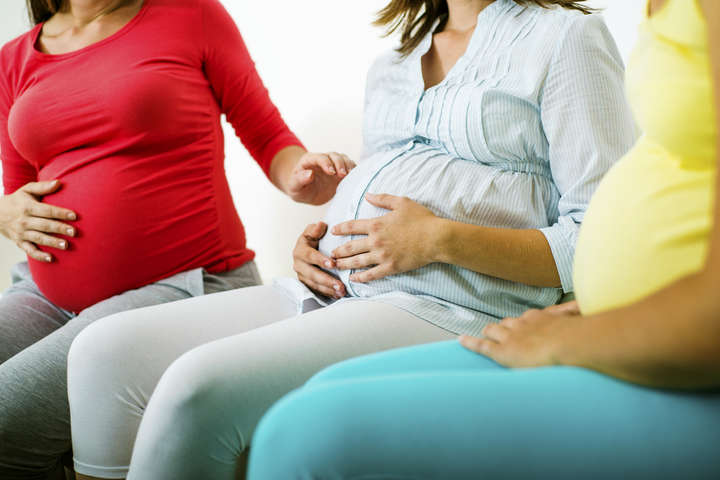 Тривалість репродуктивного віку зростає, але починається він раніше. Вчені здивували відкриттям у сфері здоров'я жінок