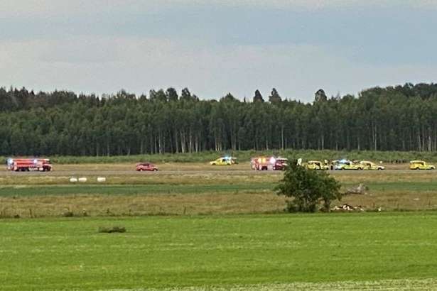 У Швеції літак розбився в аеропорту одразу після вильоту