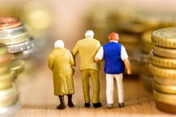 Повышение пенсии: кто и когда получит обещанные доплаты