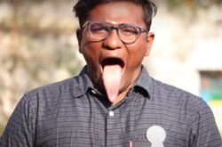 В Индии нашли обладателя самого длинного языка в мире