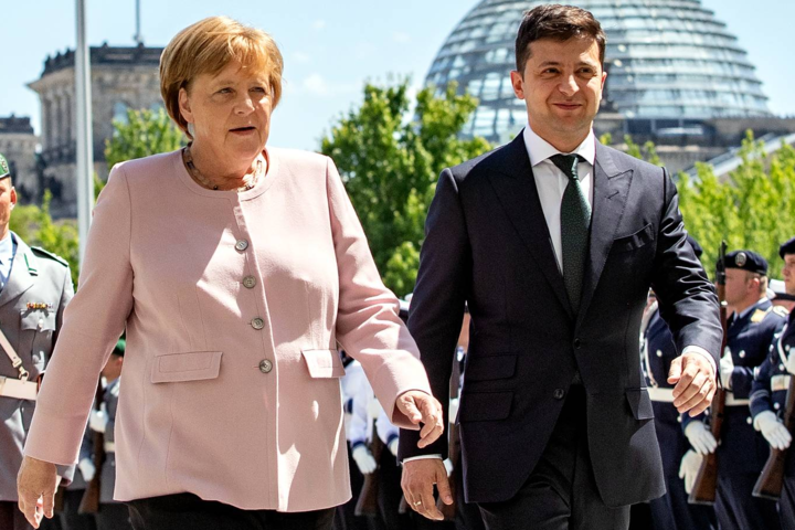 Зеленский едет к Меркель: о чем будут говорить