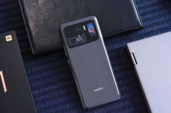 Названы лучшие смартфоны 2021 года по соотношению цены и качества