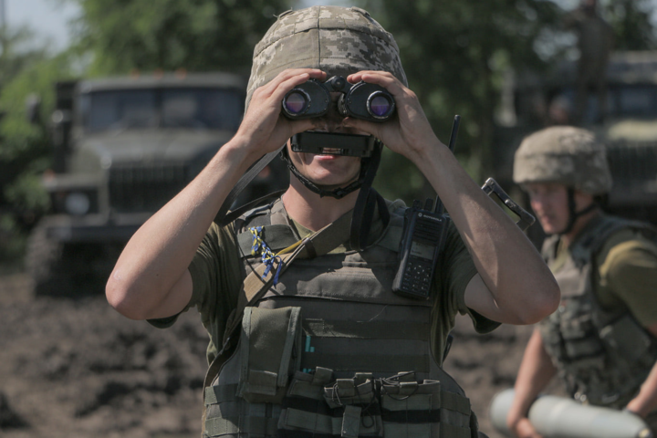 Сутки на Донбассе: российские наемники ночью обстреляли Южное