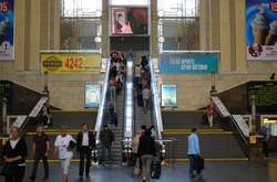 Головні залізничні ворота Києва нарешті отримають нові ескалатори. Їхня вартість шокує 