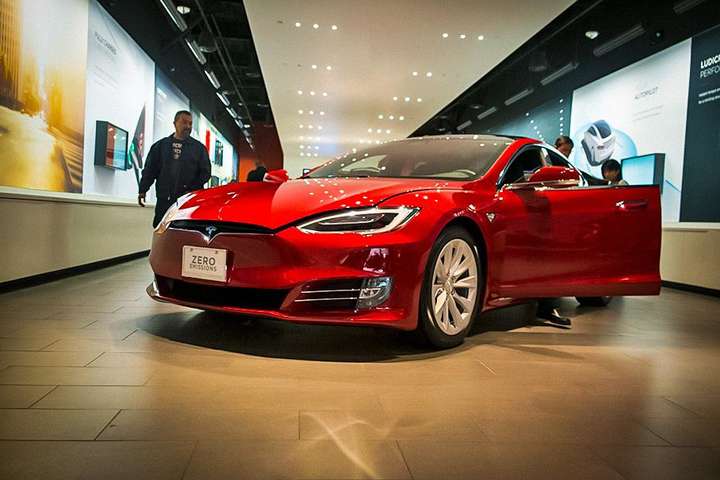 У Tesla знайшли несподівану проблему, яка може вивести електромобіль з ладу