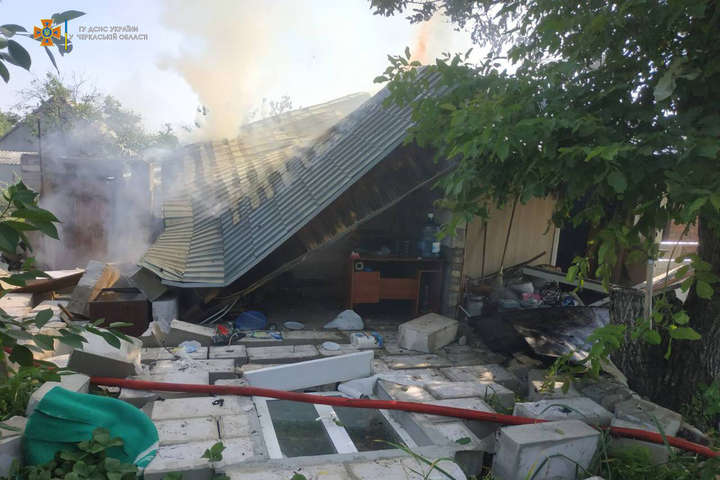 Вибух у Смілі зруйнував житловий будинок, загинув власник 