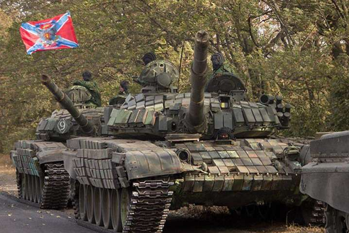 Танки и гаубицы. Боевики стягивают тяжелую технику на Донбассе