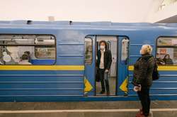 Пасажиропотік у київському метро скоротився майже вдвічі порівняно з 2019-м
