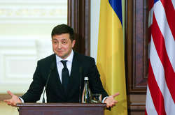  Раніше Володимир Зеленський казав, що очікує на візит у Вашингтон у липні 