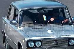 У центрі Дніпра невідомий впритул вистрілив у водія (відео)