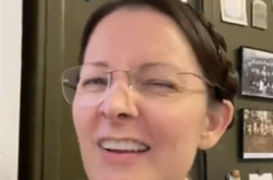 55-летняя монашка раскрыла секрет своей слишком молодой внешности