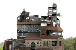 Ужасный и несуразный самострой – это стиль жизни. Подборка курьезных фото