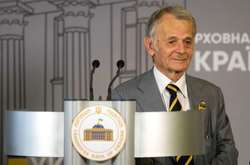 Росія вимагає прибуття Джемілєва на суд над ним до Криму, куди сама заборонила йому в’їзд