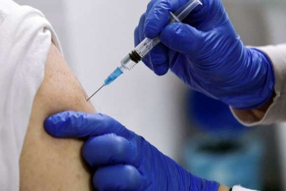 На Тернопільщині вакциною Pfizer імунізуватимуть усіх охочих