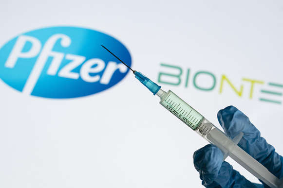 У ТРЦ Запоріжжя пропонують вакцинацію препаратом Pfizer