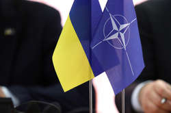 Україна планує й надалі рухатися у бік НАТО та ЄС