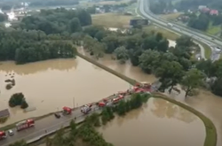 Апокаліпсис у Польщі. Негода пошматувала південь країни (фото, відео)