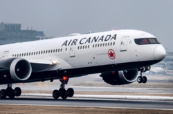 В самолетах Air Canada появилась опция просмотра фильмов на украинском языке