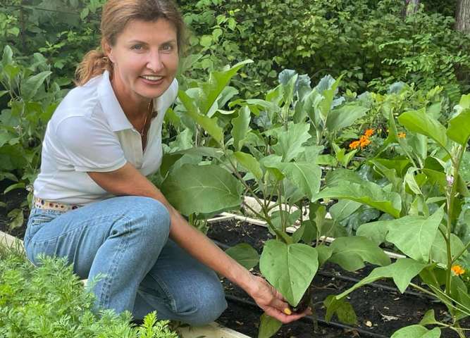 Марина Порошенко показала, що виростила на городі (фото)