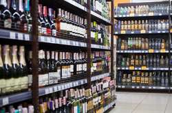 Алкоголь та тютюн можуть зникнути з супермаркетів
