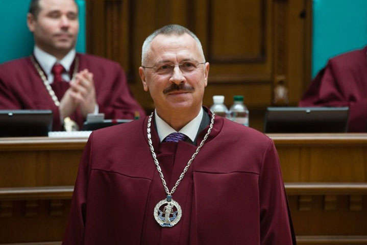 Суддя Головатий заявив самовідвід у справі Тупицького, боїться здатися упередженим