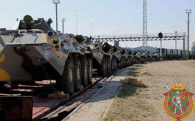 Ешелони російської військової техніки прибули до Білорусі 