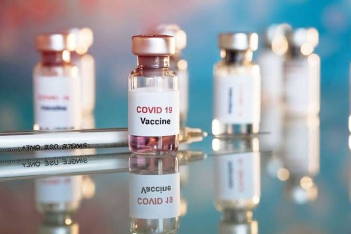40% пунктів щеплень проти коронавірусу не працюють