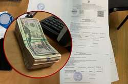 У ході обшуків у двох офісних приміщеннях виявлено та вилучено бланки підроблених довідок з результатами ПЛР-тестів