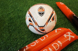 «Матч» проти Covid-19: футболісти «Шахтаря» провели вакцинацію на полі (фото)