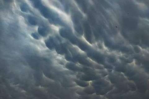 На Волині зафіксували хмари незвичної форми (фото)