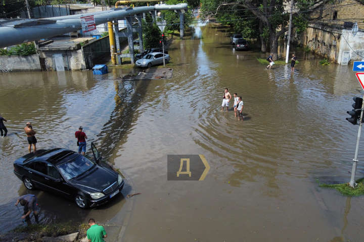 Через потужну зливу Одеса опинилася на межі катастрофи – мер