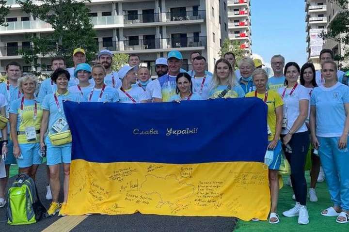 Бубка вишикував українських олімпійців у Токіо
