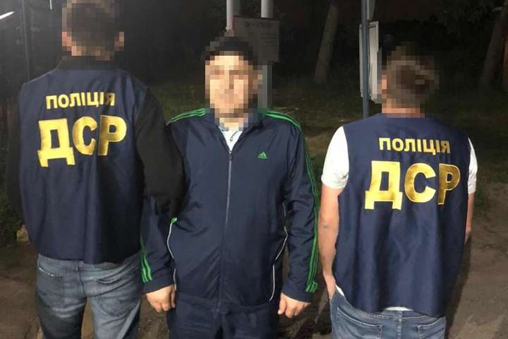 Україна депортувала в РФ «кримінального авторитета» зі списку РНБО