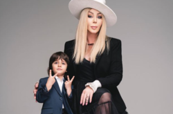 Певица Ирина Билык вместе с сыном