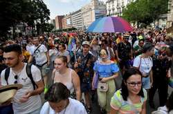 У Будапешті тисячі людей взяли участь у ЛГБТ-прайді