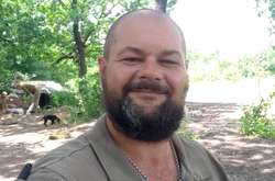 У нього залишилася дружина та діти